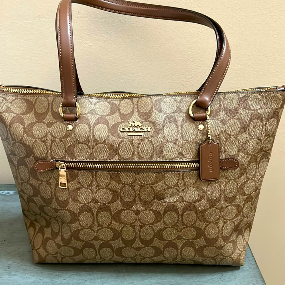 Coach signature leather tote bag